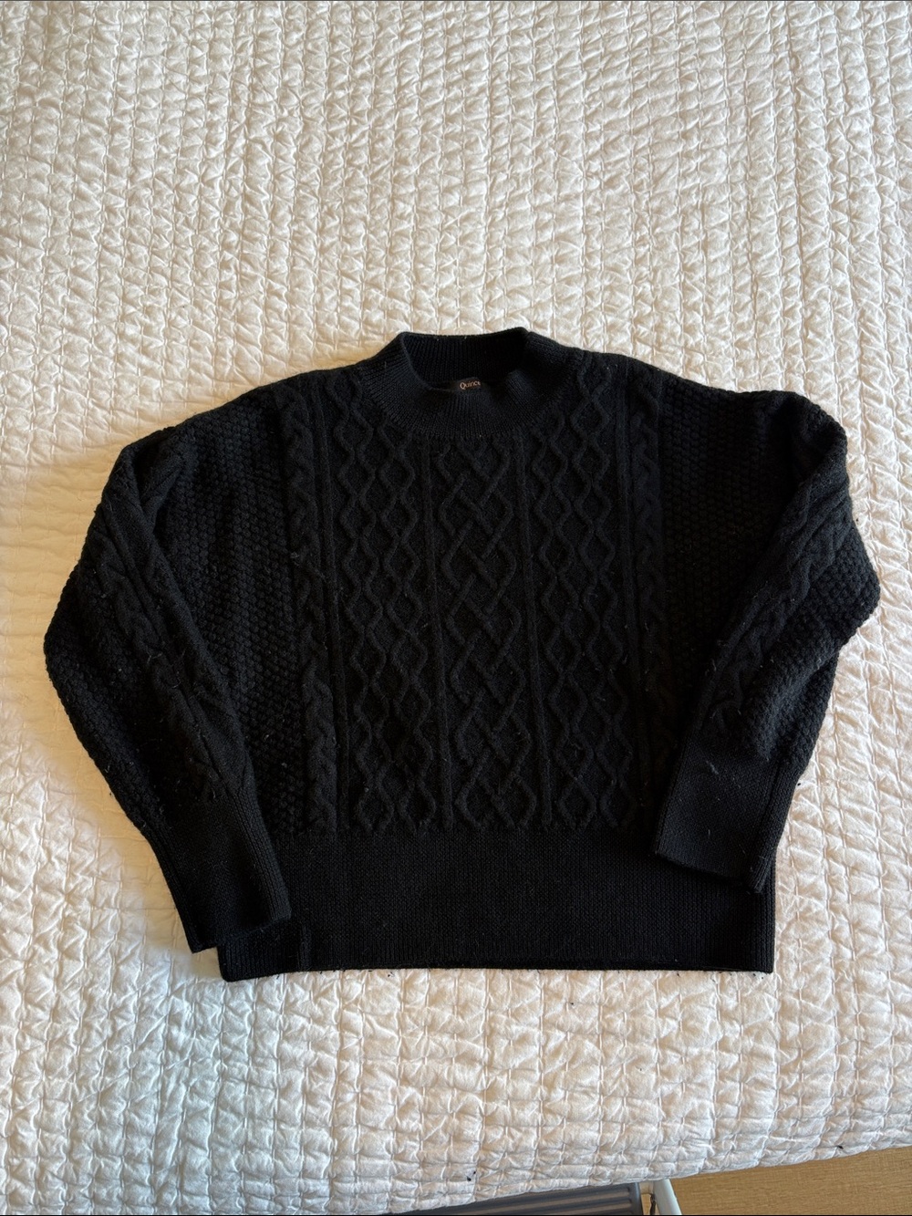 Quince - Merino Wool Cable Sweater - Black (m)